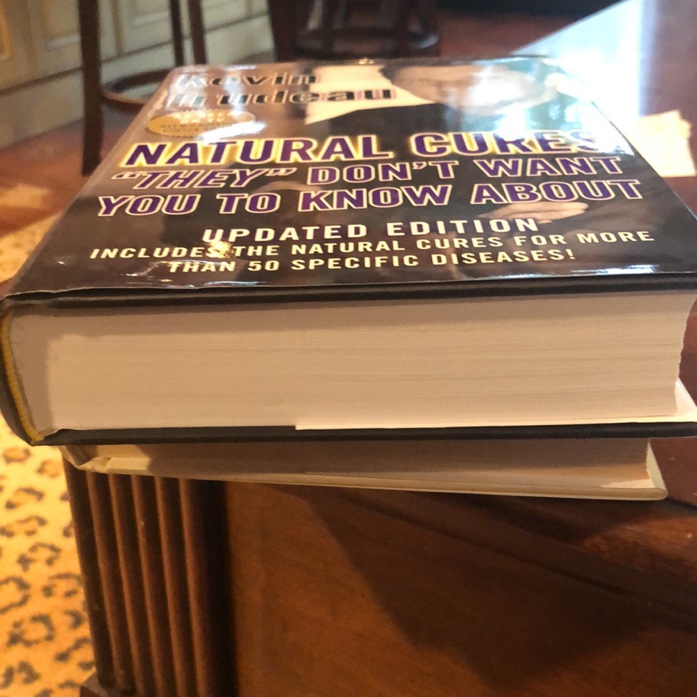 Book - Picture 7 of 7
